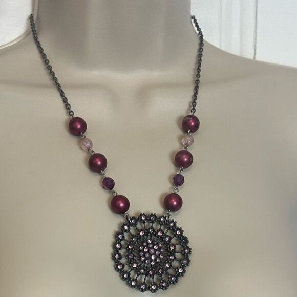 Jewel Pendant Necklace‎ - Picture 2 of 16